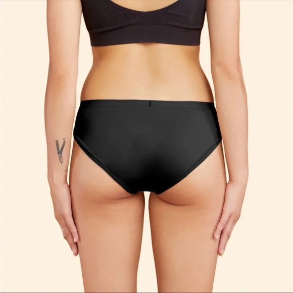 Thinx Black Sport Period Absorbing Underwear NEW - Picture 3 of 9